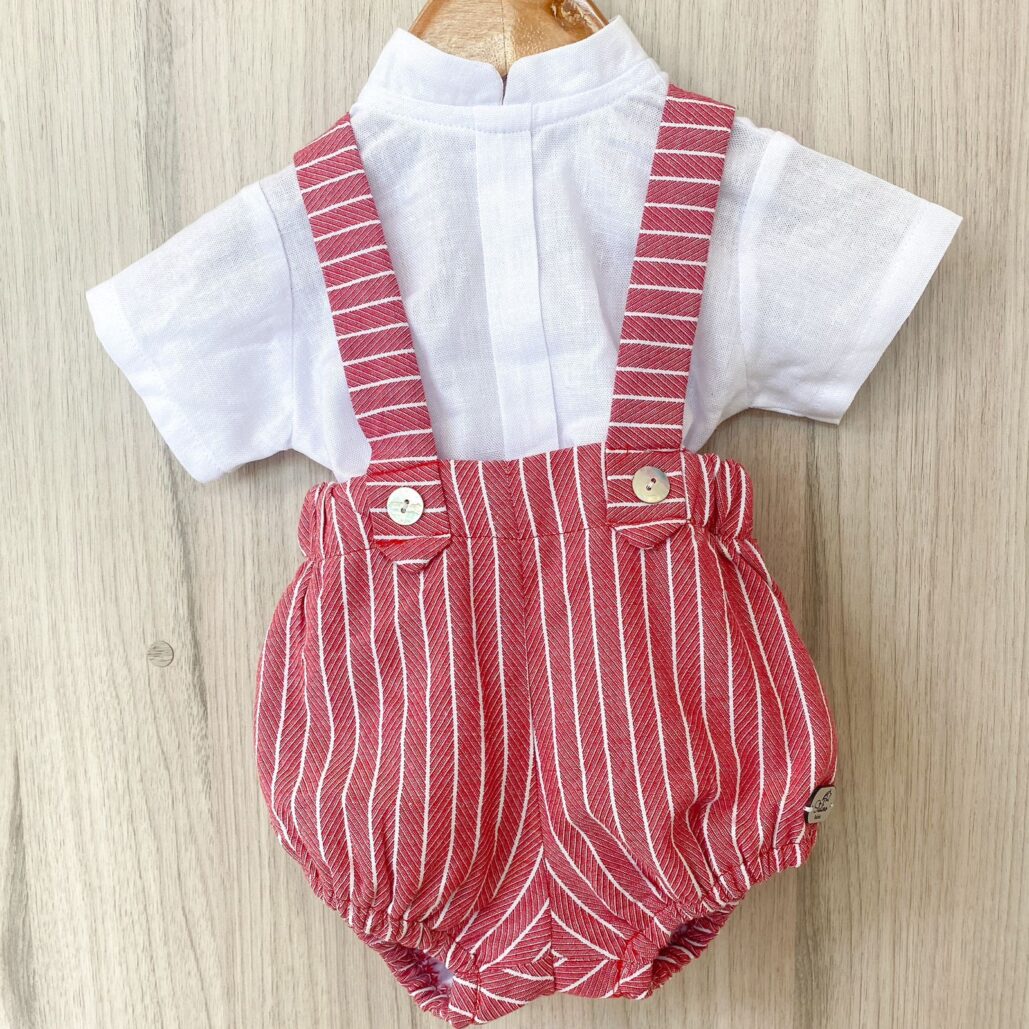 Conjunto Adrián líneas rojos