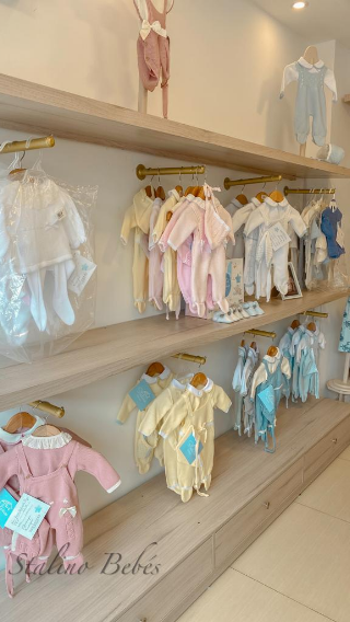Tienda de ropa para bebés en ecuador mACHALA Y LOJA, ropa de recién nacido bautizo y trajes para niños