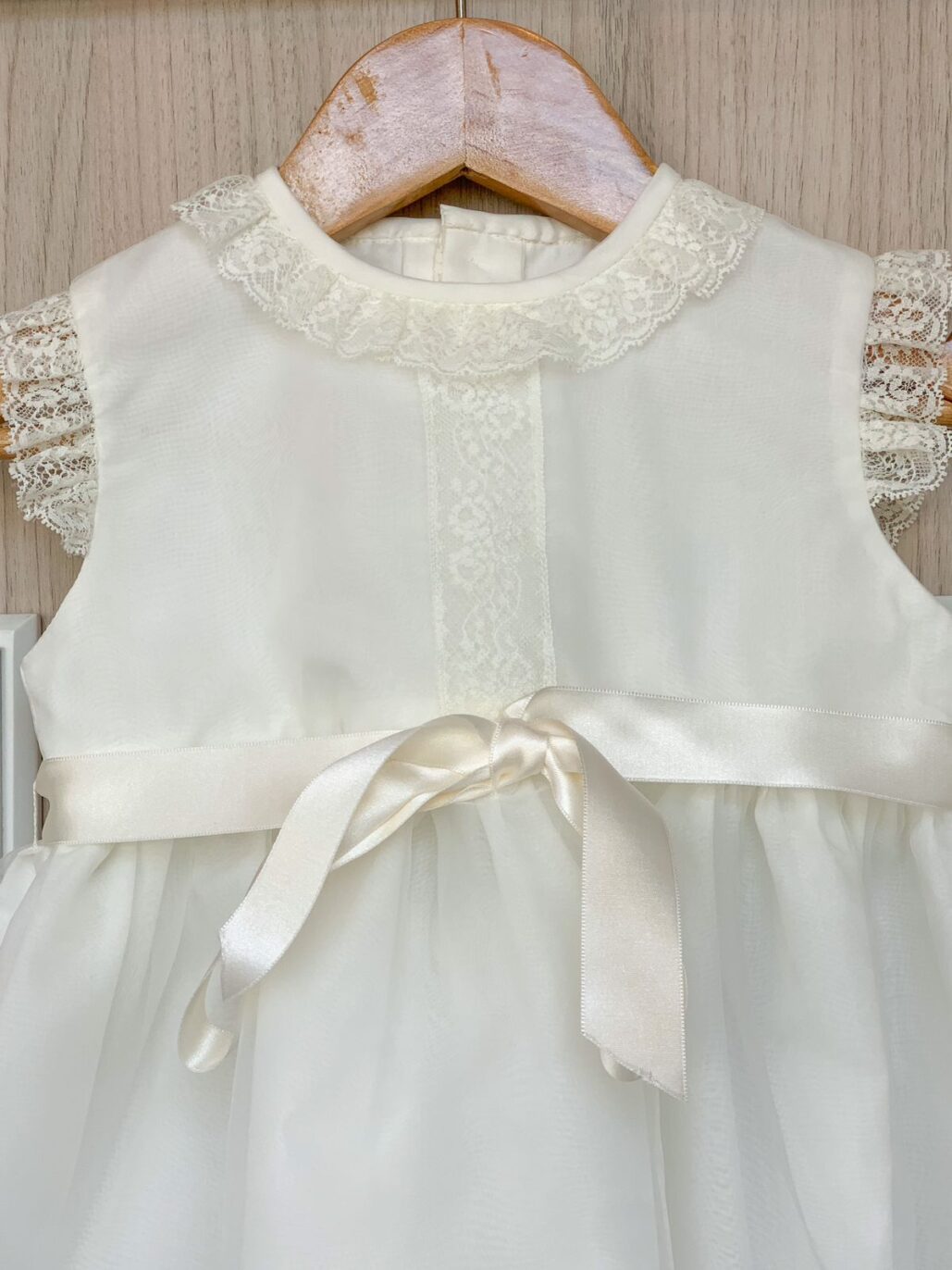 Vestido de bautizo o celebración familia "Mica" - Image 2