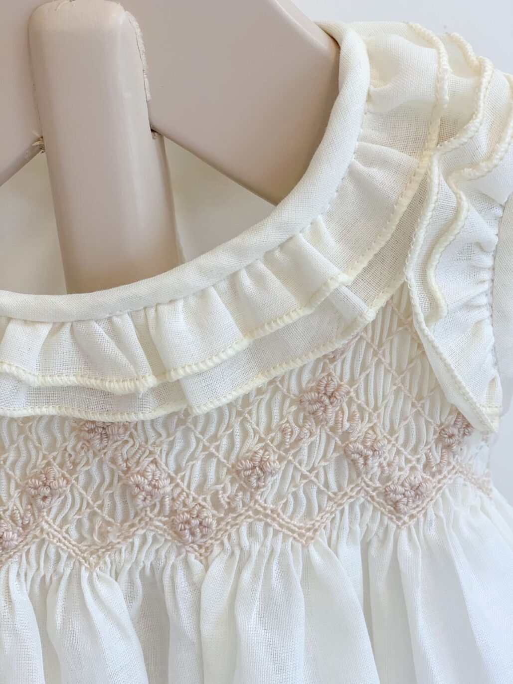 Vestido de bautizo o celebración familia "Alegría" - Image 2