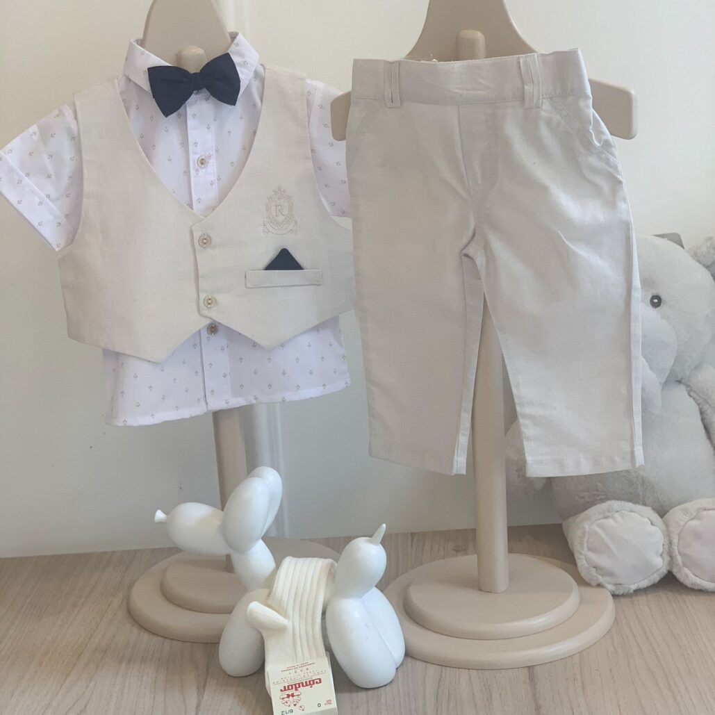 Conjunto de niño de bautizo o celebración familia "Tony"