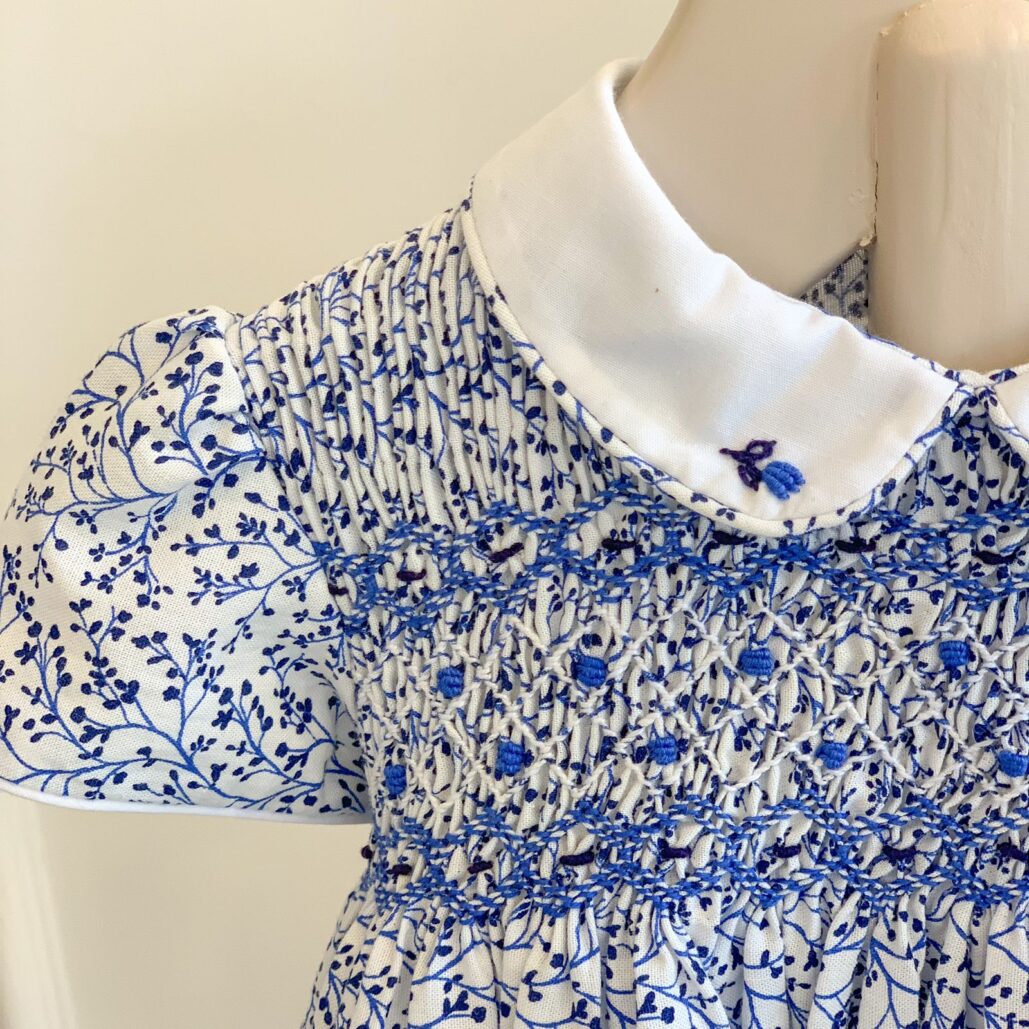 Vestido familia " Domenica"con mangas y nido de abeja - Image 2